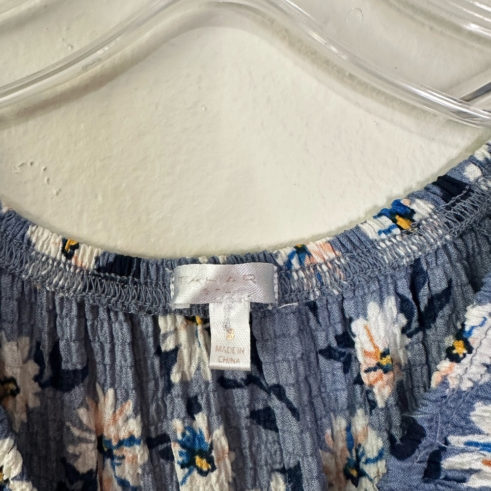 Girls Tahari Sz 8 Blue Floral Summer Dress in gauze like fabric. Elastic bodice - Picture 3 of 4